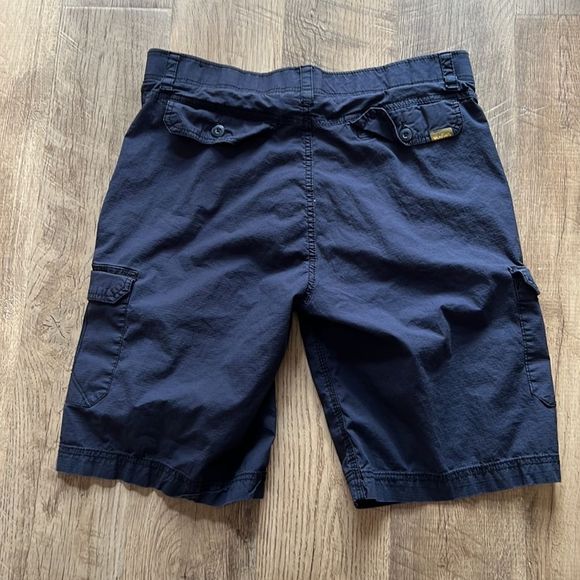 Men’s Cargo shorts - Picture 3 of 4